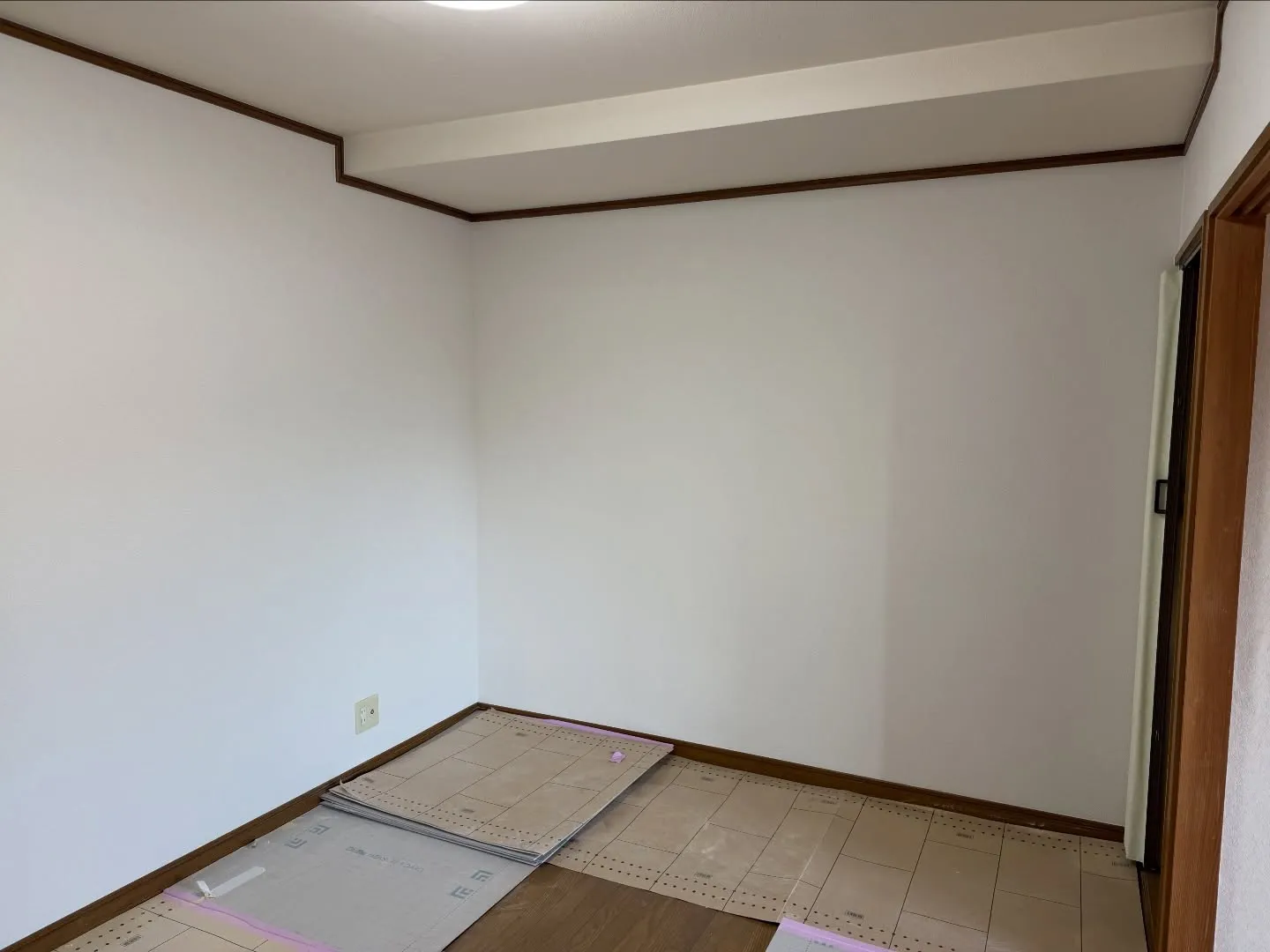 原状回復工事 クロス貼り替えお任せください。
