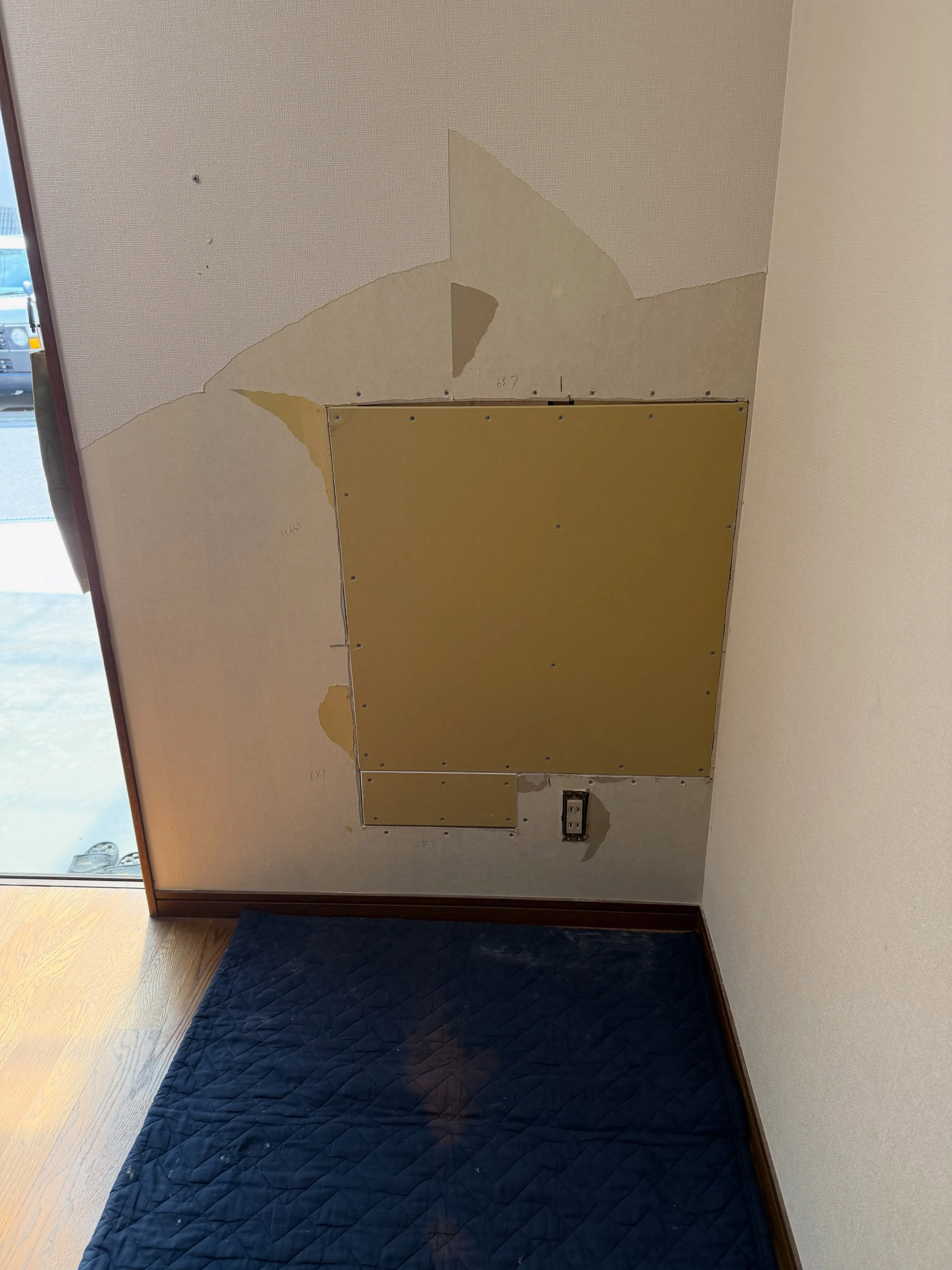 害獣駆除跡の復旧工事をさせて頂きました